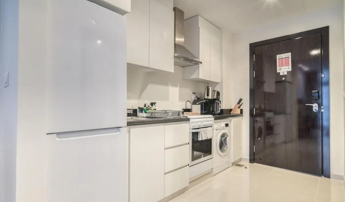 Classic Studio Apartment Dubaï